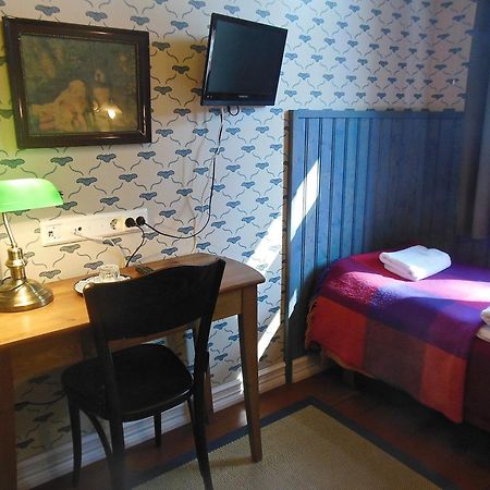 Hotel & Cafe Lanterna Науво Стая снимка