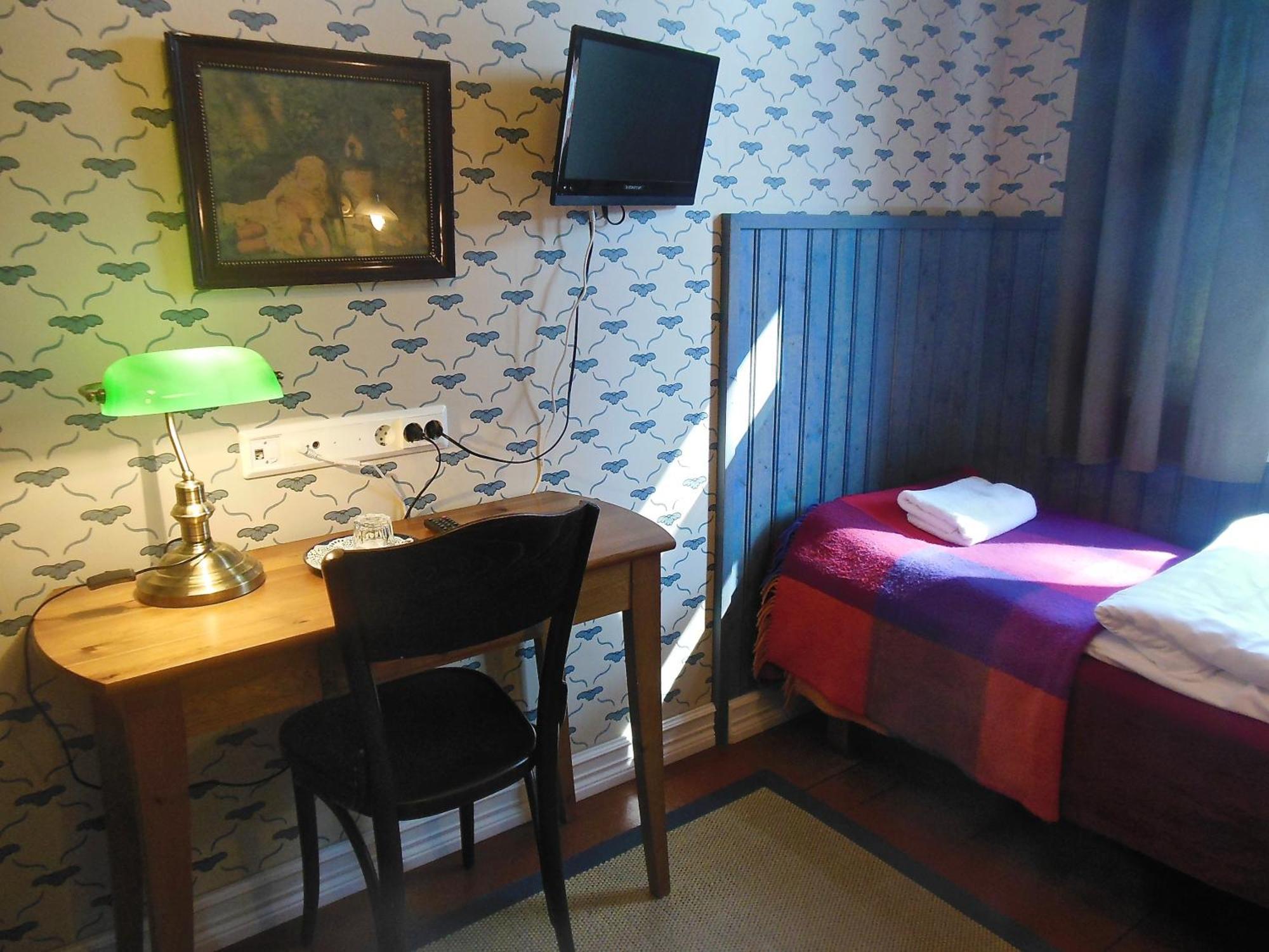 Hotel & Cafe Lanterna Науво Стая снимка